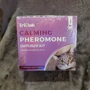 TriOak Cat Calming Pheromone Diffuser Kit 2 Diffusers & 2 Refills